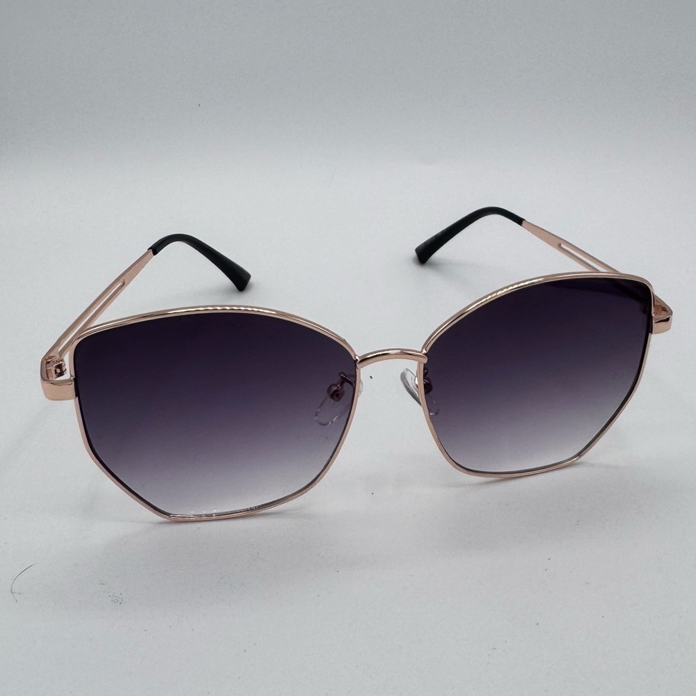 Rose Gold Violet Gradient Sunglasses Soft Cat Eye/Butterfly Style New with Case
